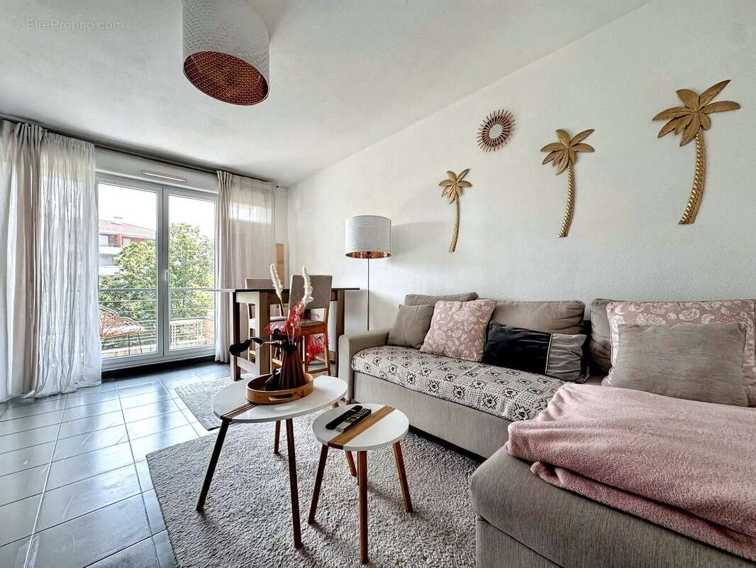 Appartement à MARSEILLE-13E