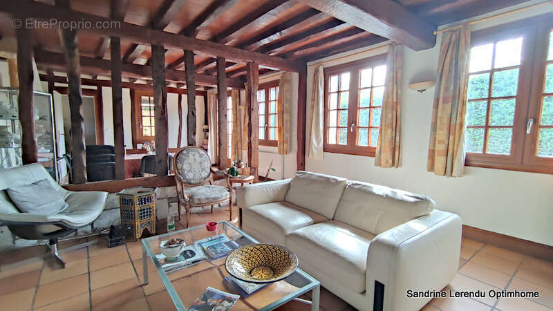 Maison à HOUPPEVILLE