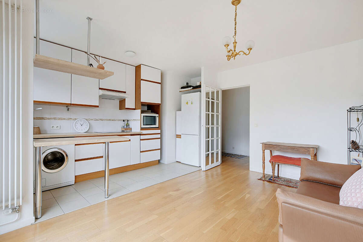 Appartement à PARIS-19E