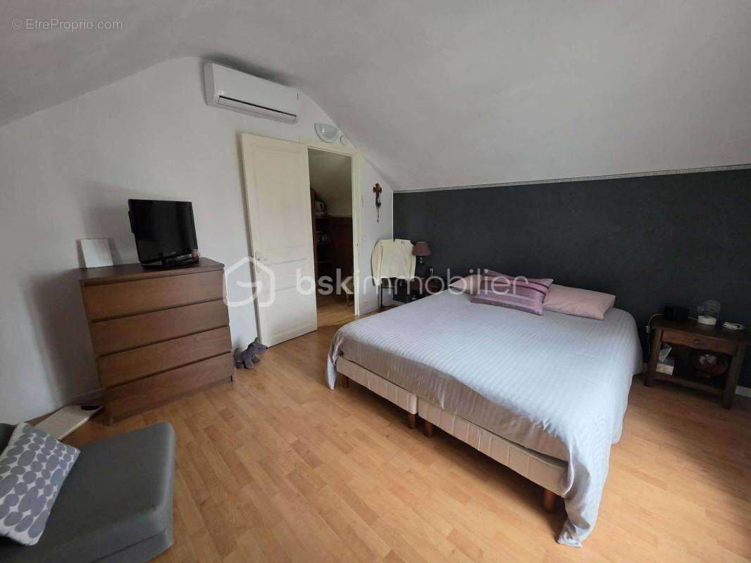 Maison à LE PERREUX-SUR-MARNE