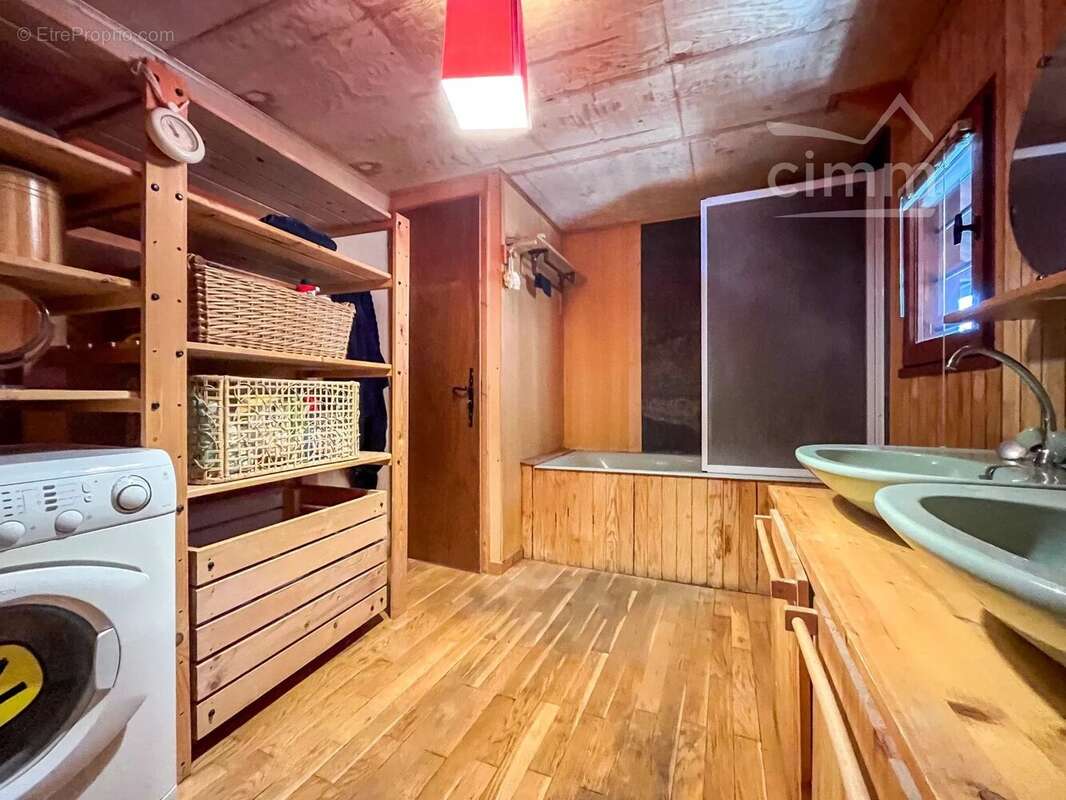 Maison à LA TERRASSE