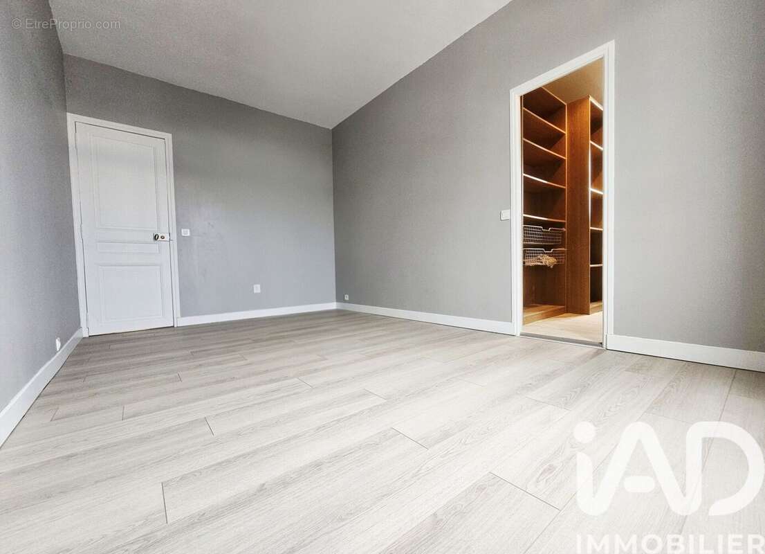 Photo 4 - Maison à MAROLLES-SUR-SEINE