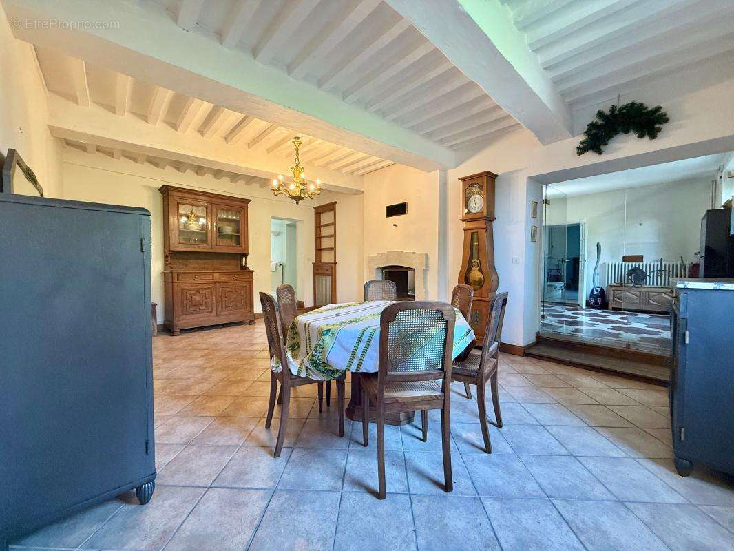 Maison à PONTAILLER-SUR-SAONE