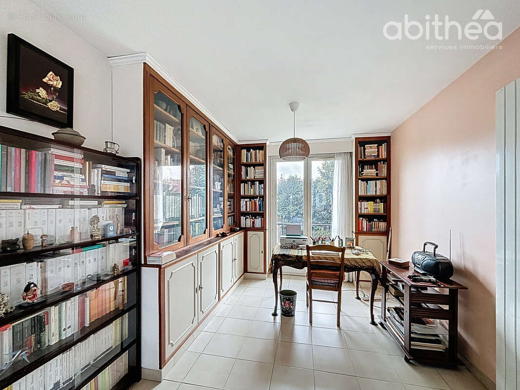 Maison à CHOISY-LE-ROI