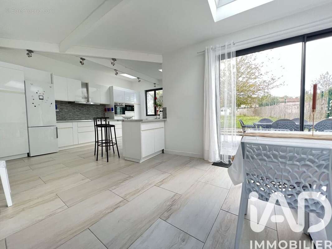 Photo 5 - Maison à BOISSY-SOUS-SAINT-YON