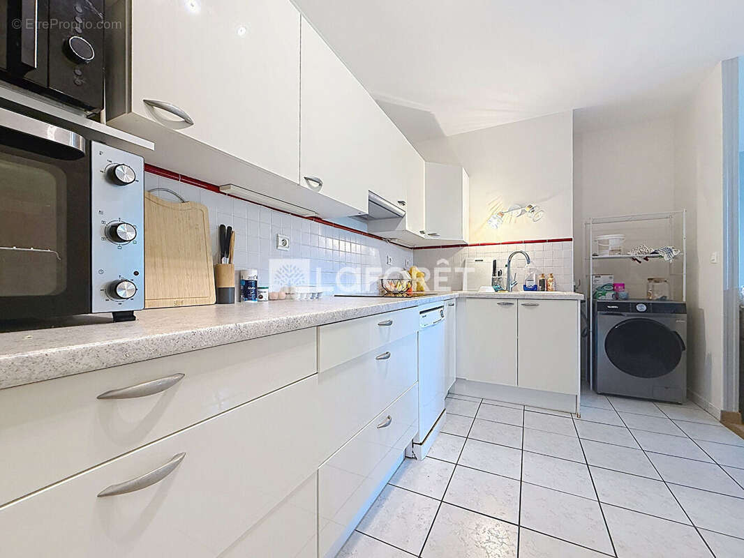 Appartement à SAINT-FARGEAU-PONTHIERRY