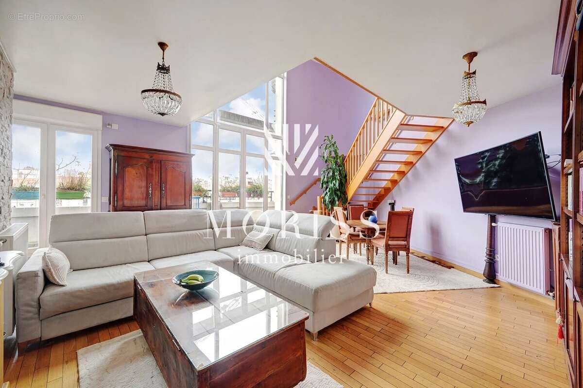 Appartement à PARIS-18E