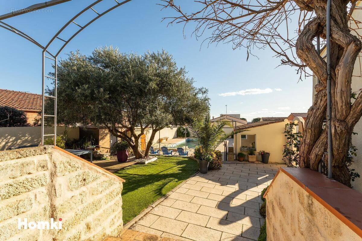 Maison à VILLEVEYRAC