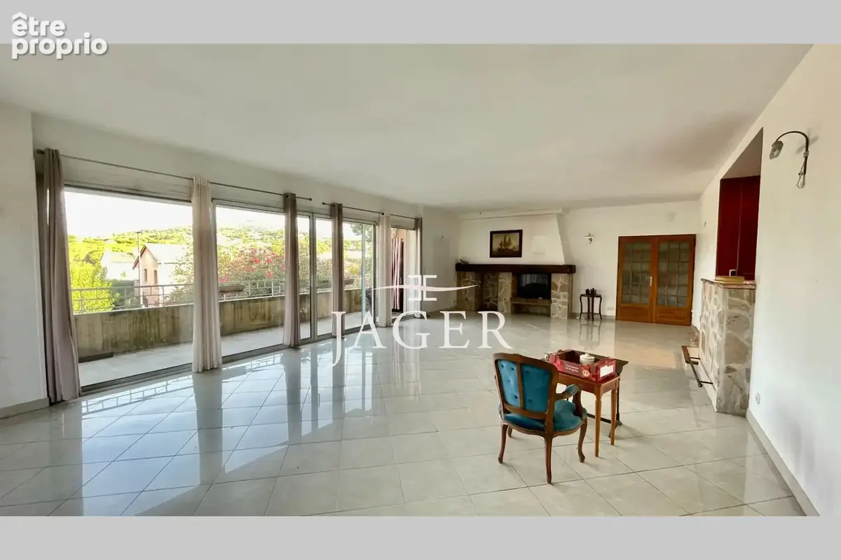 Appartement 104 m² à Sainte-Maxime  - photo 7