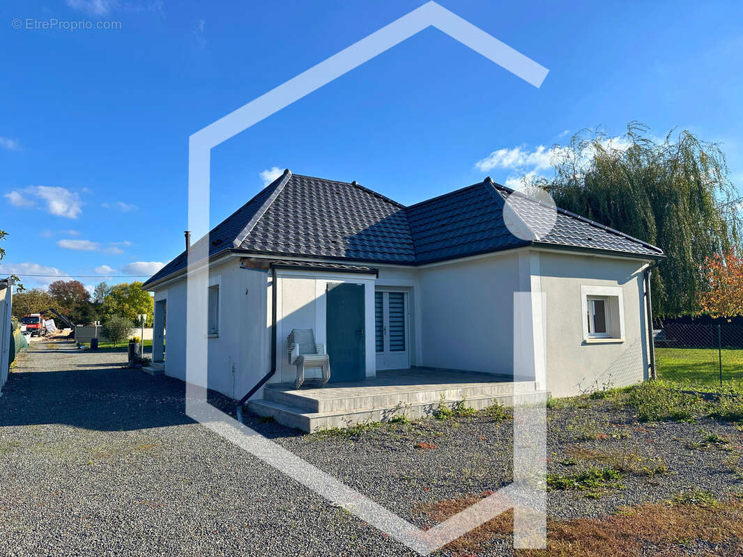 Maison à COSNE-COURS-SUR-LOIRE