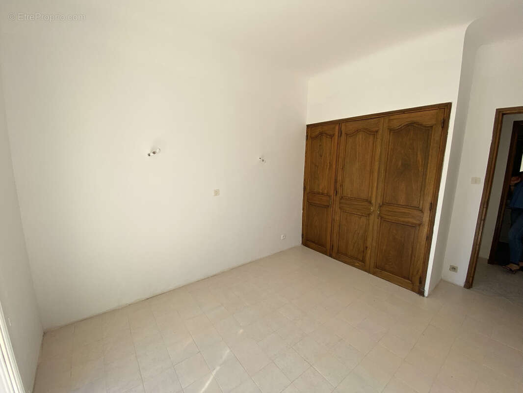 Maison à CAMPS-LA-SOURCE