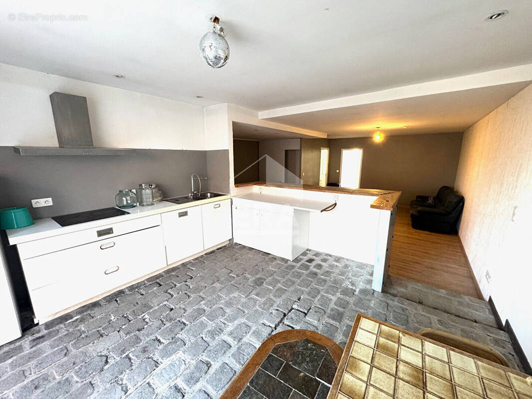 Maison à PONT-A-VENDIN