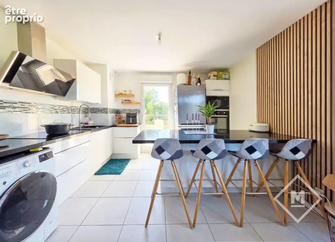 À découvrir sans tarder ! Superbe T3 coup de cœur en dernier étage avec terrasse de 40 m² – Château-Gombert - photo 15