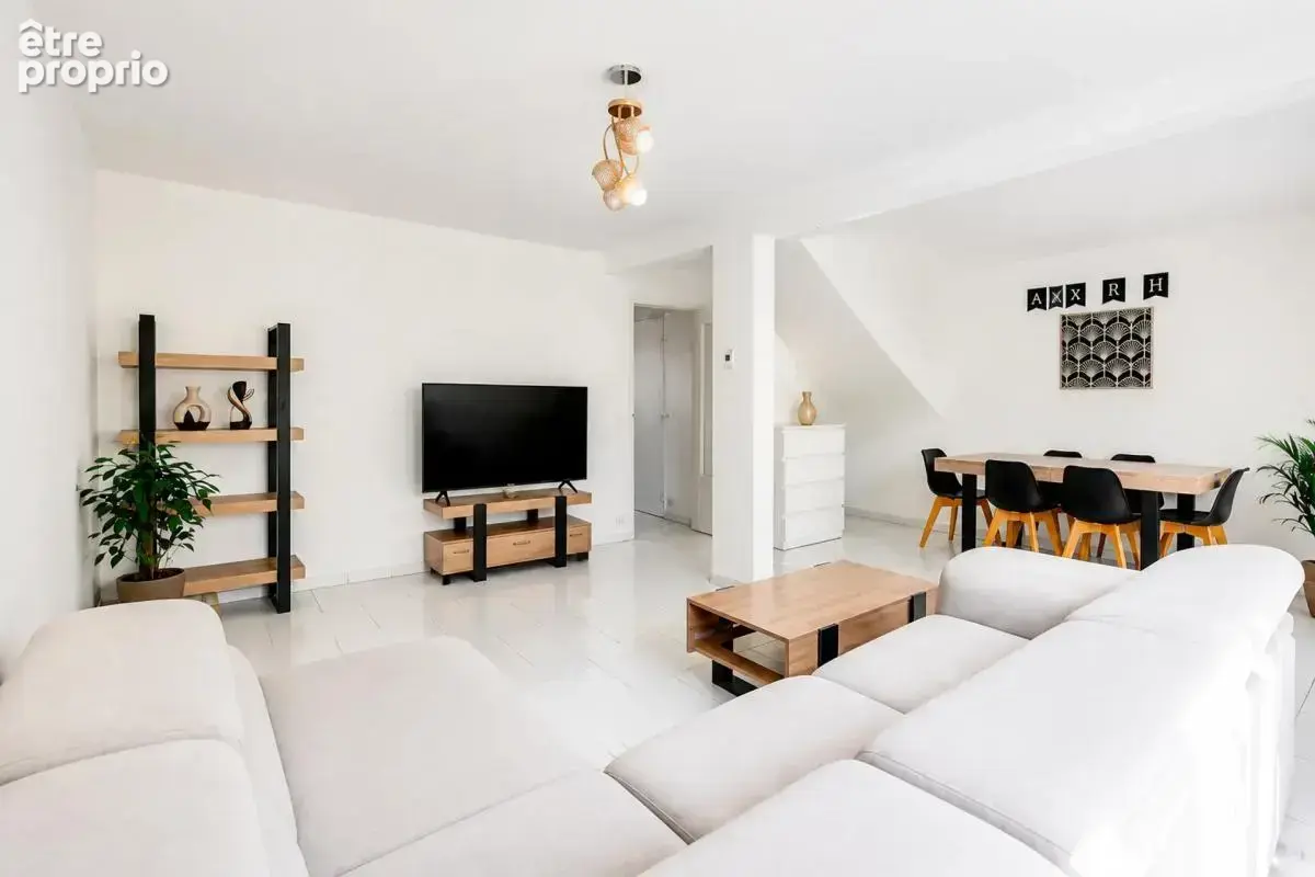 Appartement duplex de 4 pièces de 86 m² à Aulnay-sous-Bois - photo 1