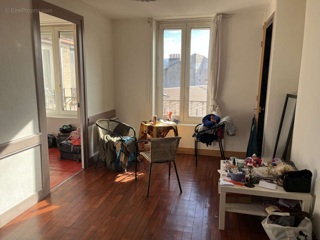 Appartement à SAINT-ETIENNE