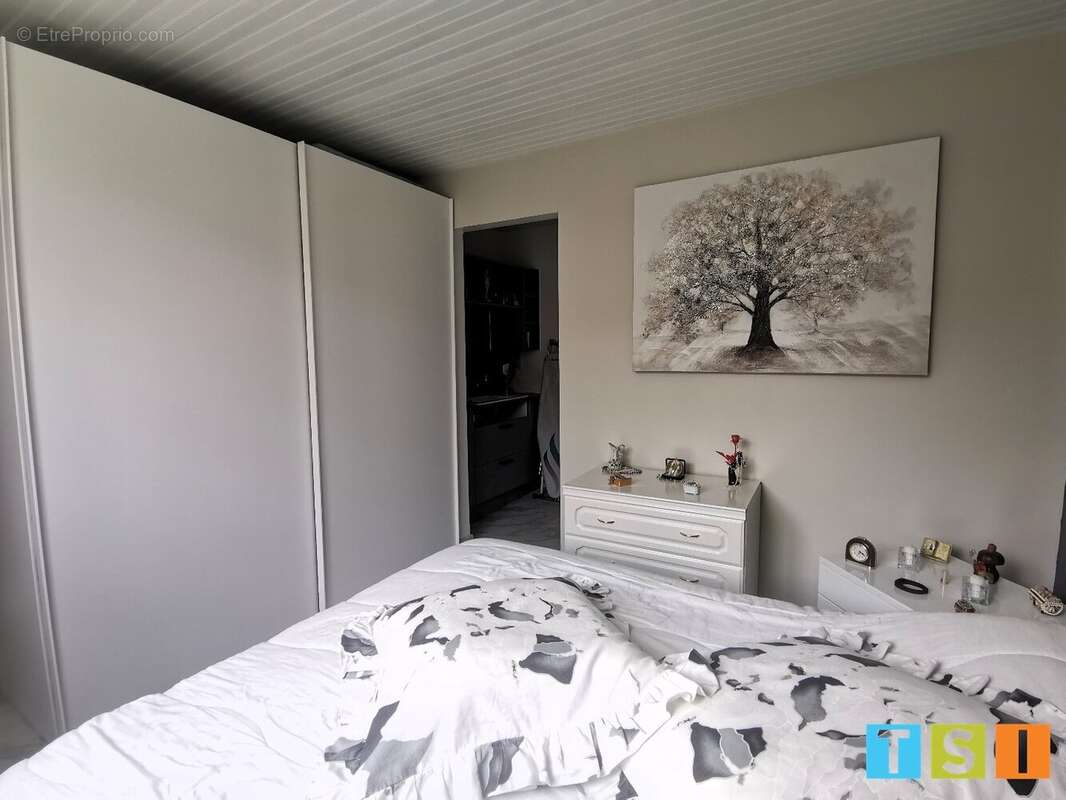 Maison à MONLEON-MAGNOAC