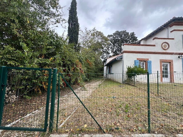 Appartement à DREMIL-LAFAGE