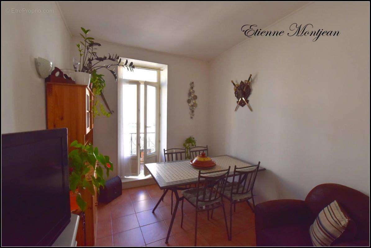 Appartement à CATUS