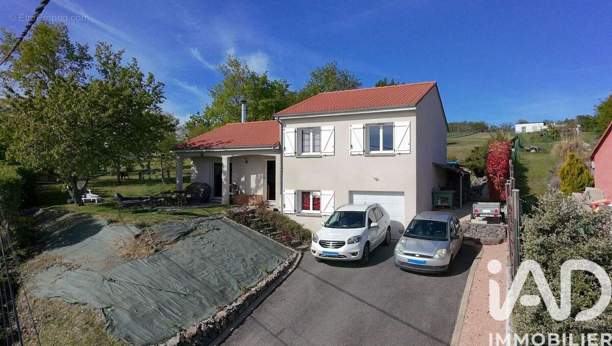 Photo 4 - Maison à COMBRONDE