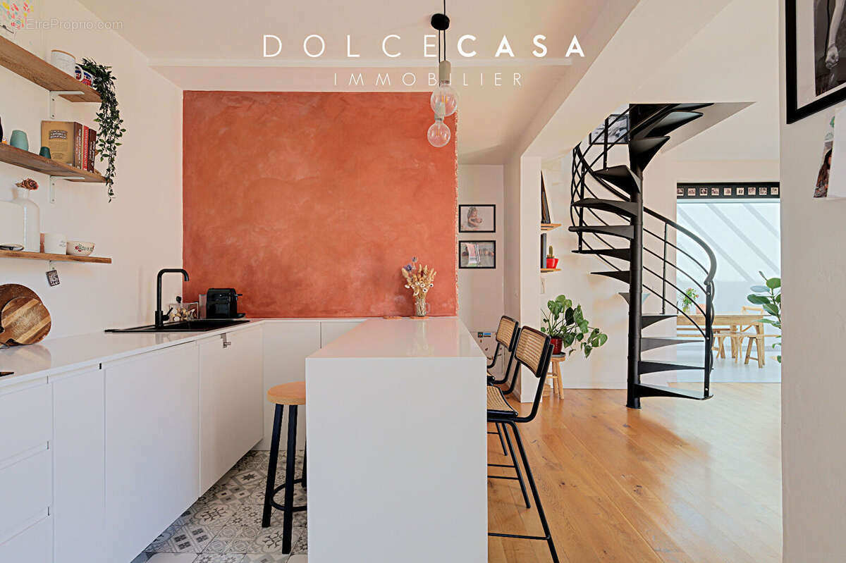 Maison à LE PERREUX-SUR-MARNE