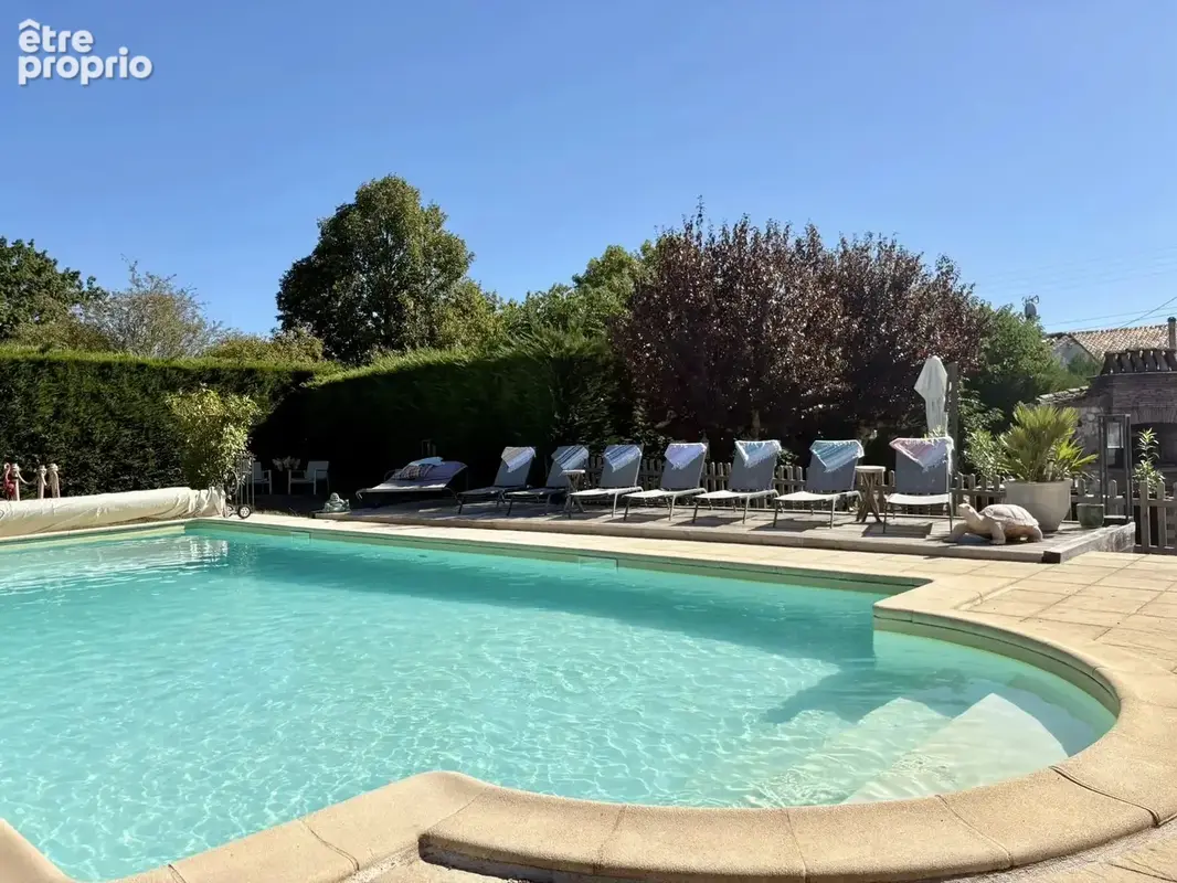 Maison en pierre de cinq chambres avec piscine et superbe grange de 153 m², proche de Sainte-Foy-la-Grande - photo 16