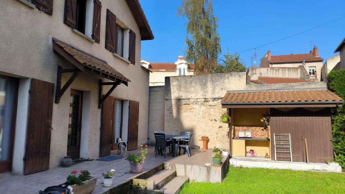Maison 85 m² à Saint-Etienne  - photo 2