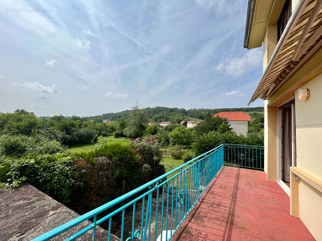 Maison à CONTZ-LES-BAINS