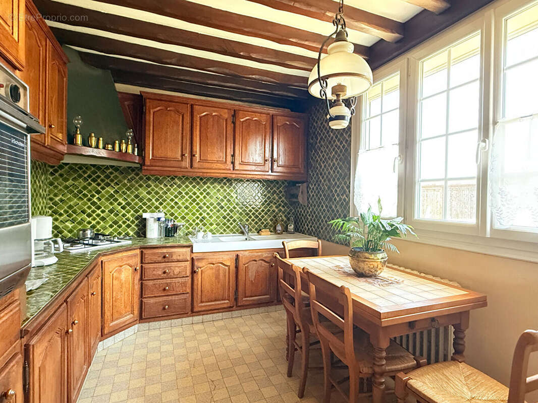 Maison à TROISSEREUX