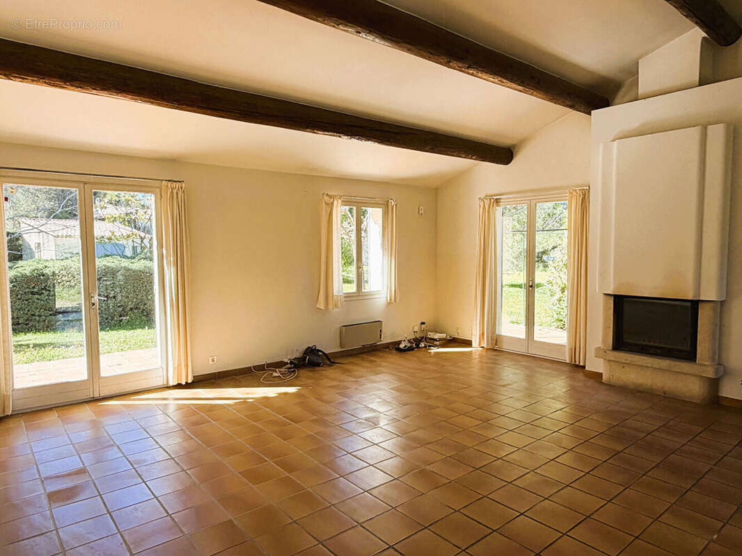 Maison à JOUQUES