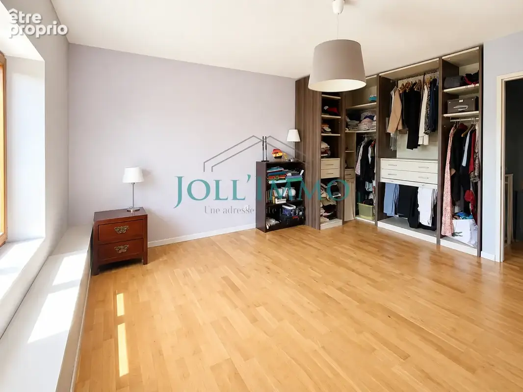 Roussillon   maison de 160 m2 avec dépendance de 90 m2 sur 807m2 de terrain - photo 7