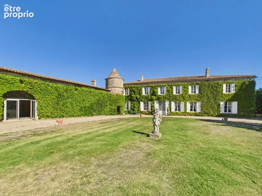 Château proche Saint‑Émilion avec domaine, hébergements indépendants et salle de réception - photo 20