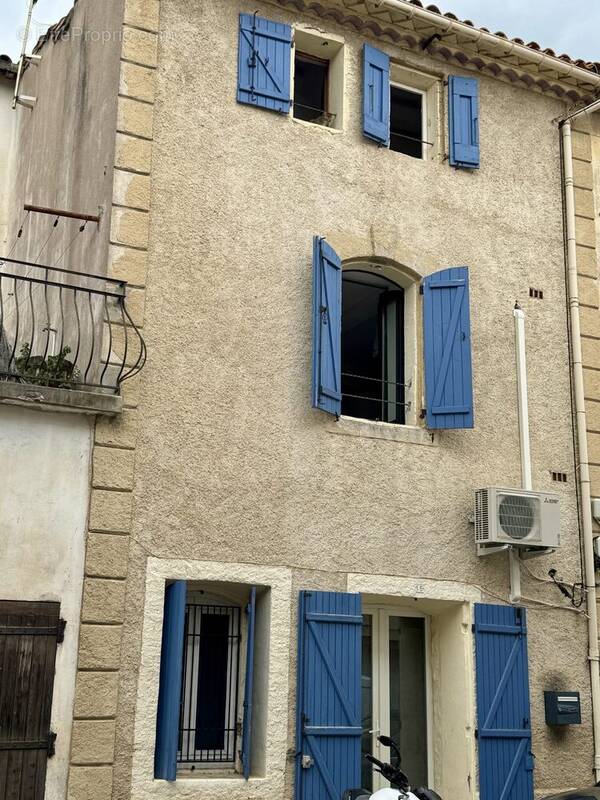 Maison à LEZIGNAN-LA-CEBE