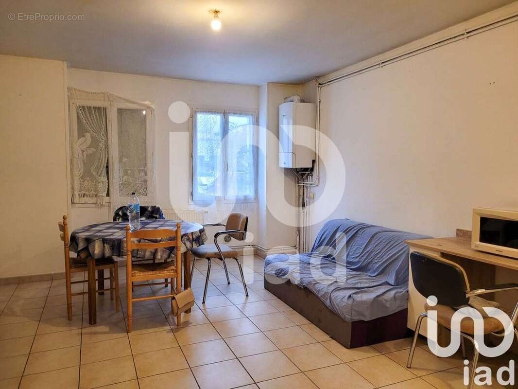 Photo 2 - Appartement à COMMENTRY