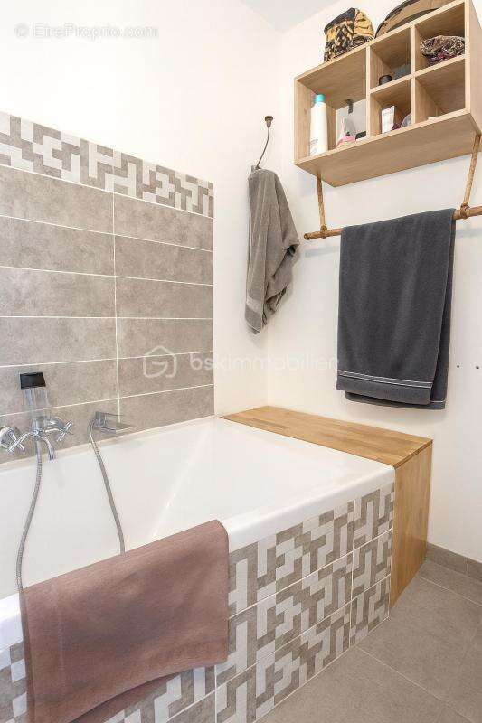 Maison à MONTESQUIEU-DES-ALBERES