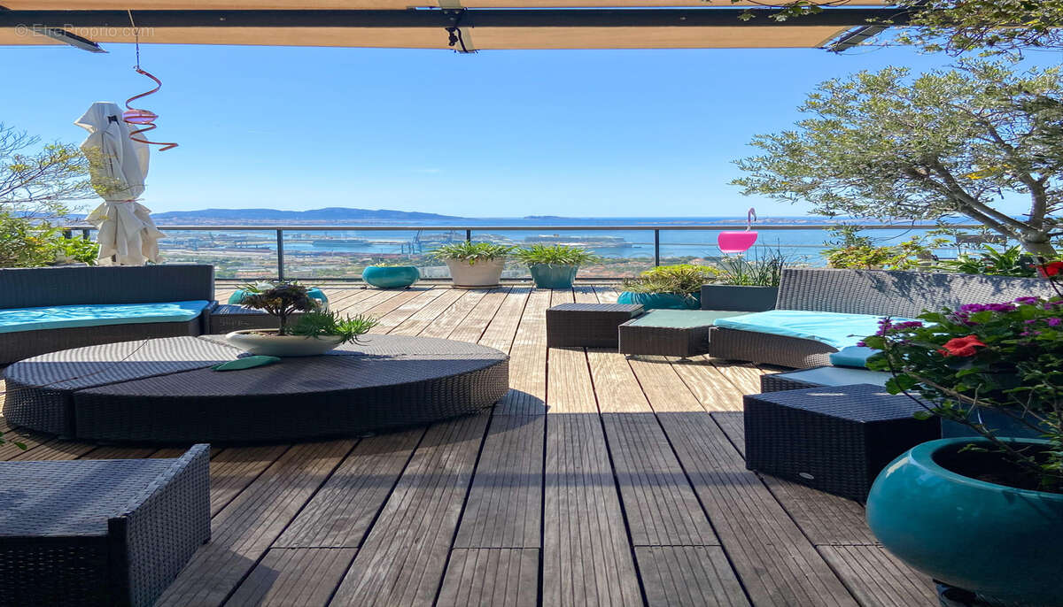 Exceptionnel T4 vue mer ? Terrasses XXL ? Résidence Grand Baie 13016 Marseille - Appartement à MARSEILLE-16E