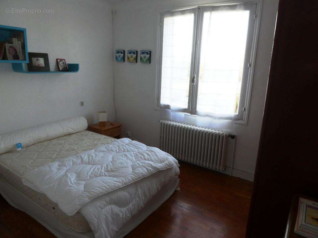 Maison 70 m² à Priziac  - photo 8
