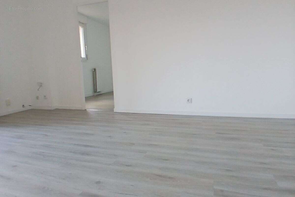 Appartement à MARSEILLE-9E