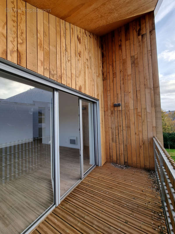 Appartement à SAINT-ERBLON