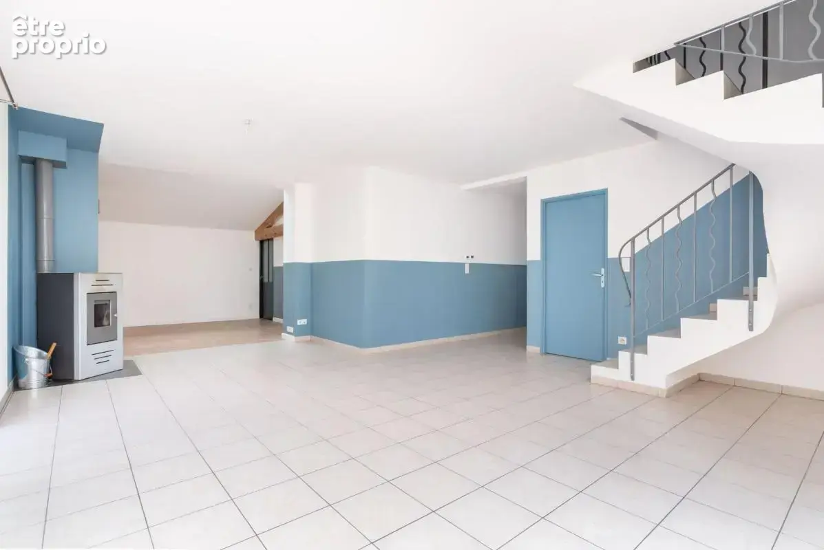 Maison 6 pièces 139 m² à vendre à Collonges-Au-Mont-D'or (69660) - photo 1