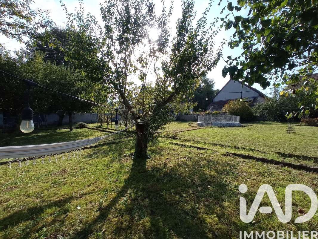 Photo 2 - Maison à SAINT-PRIX-LES-ARNAY