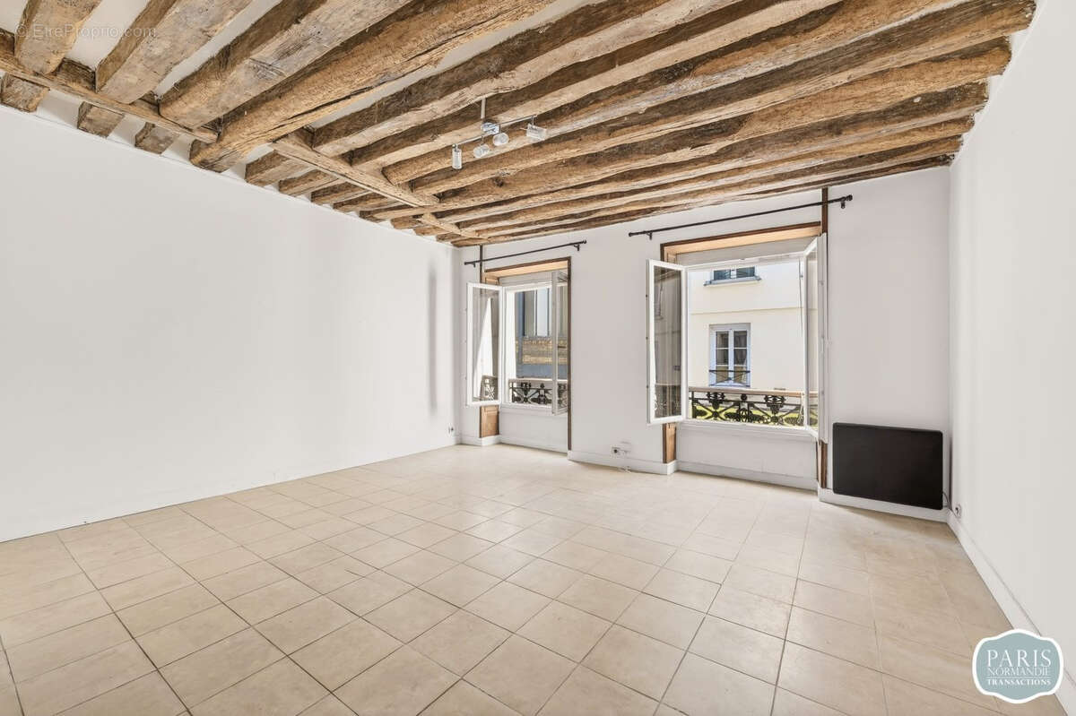 Appartement à PARIS-11E