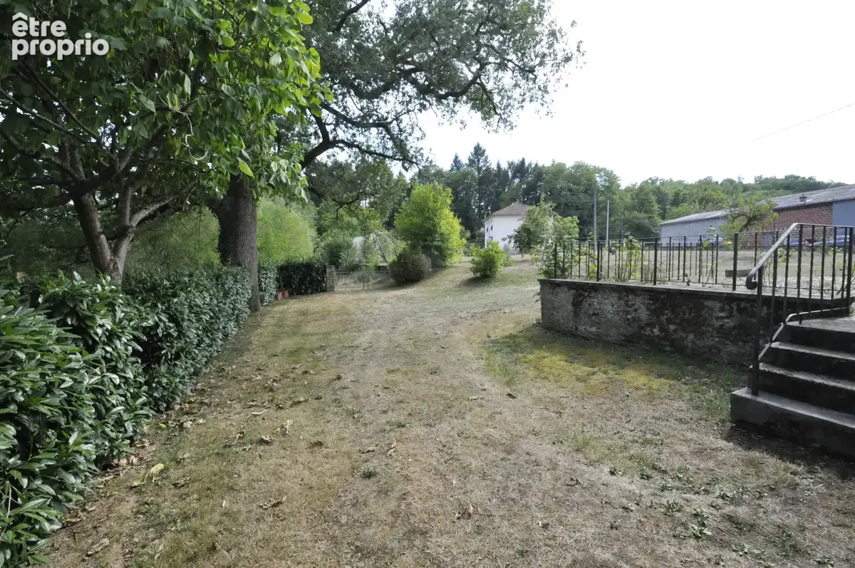 Grande maison en pierre avec grange proche Le VIGEN - photo 10