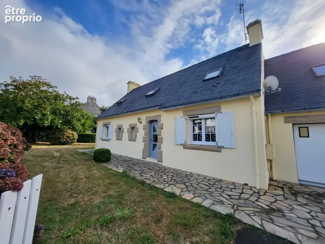 Maison néo-bretonne de plain-pied à vendre 8 pièces PLOMODIERN (29) - photo 1