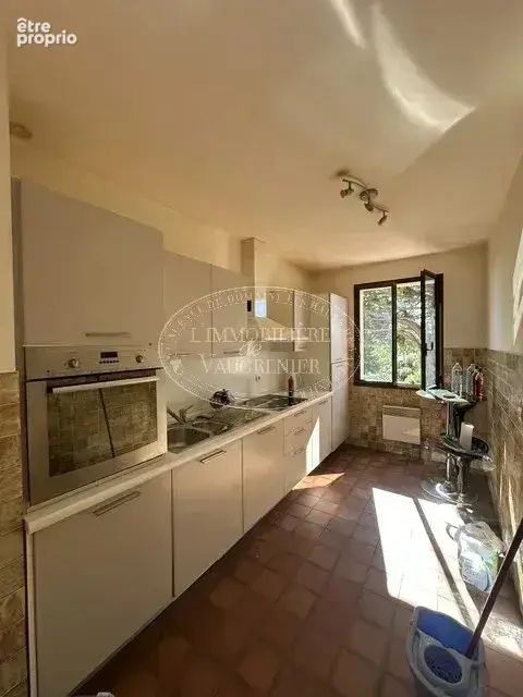 Vente hauts de vaugrenier appartement 2 pieces 480 000.-€ - photo 6