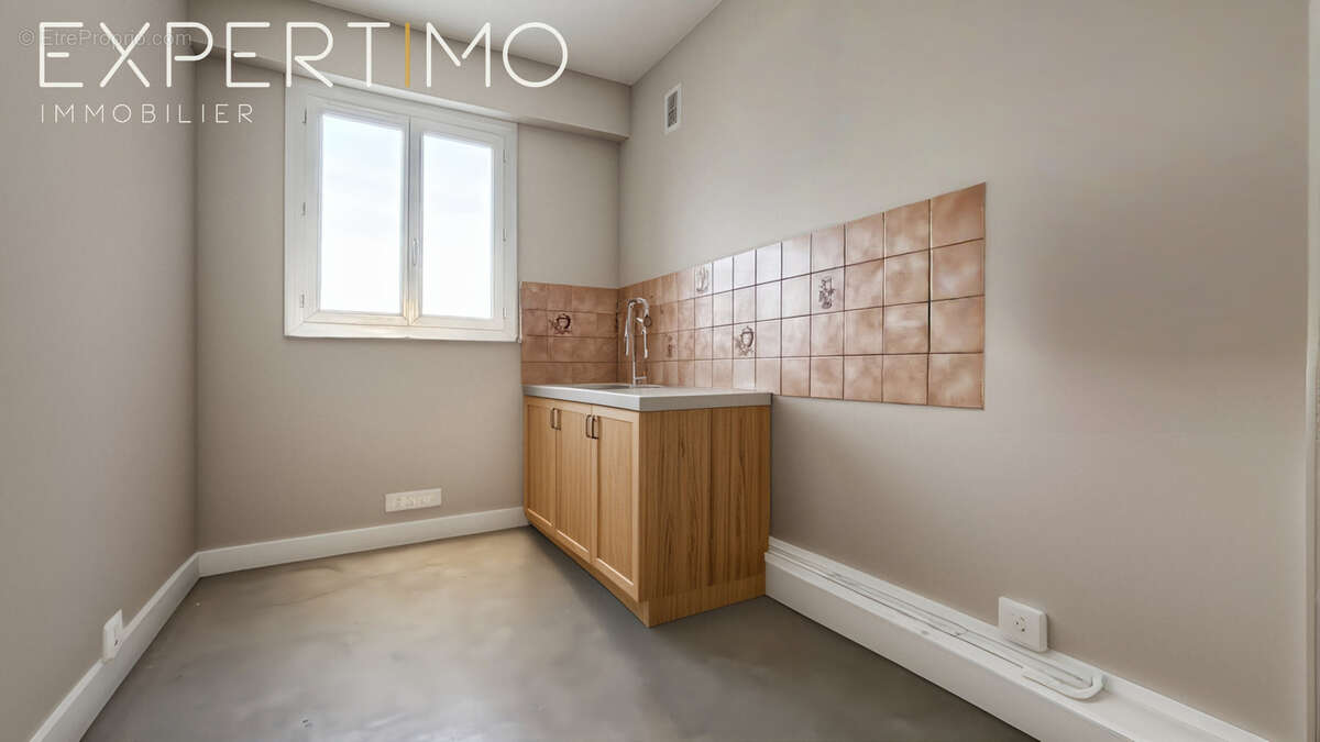 Appartement F3 lumineux à proximité du centre-ville d'Étampes - photo 4