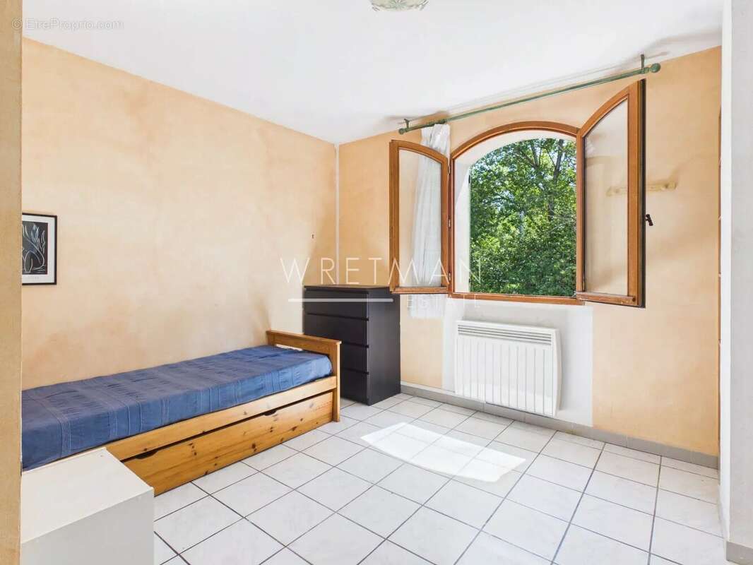 Maison à MONTAUROUX