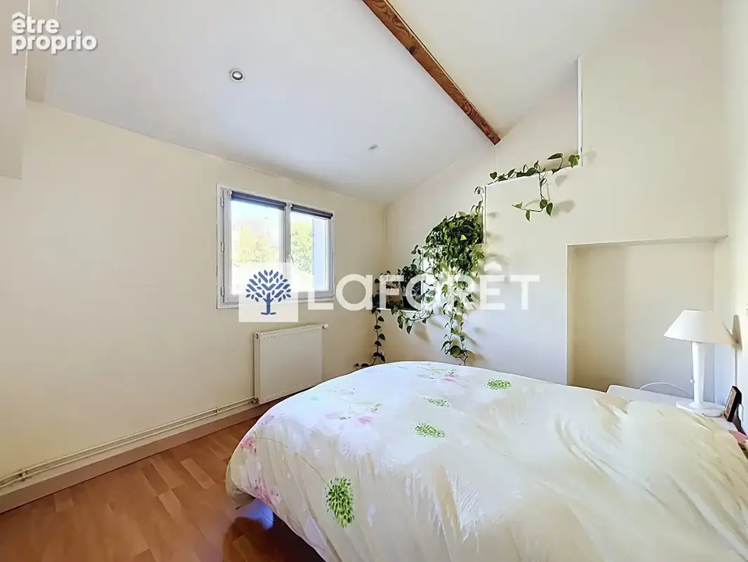 Au coeur du village de Chavenay, charmante maison ancienne de 97 m² - photo 6