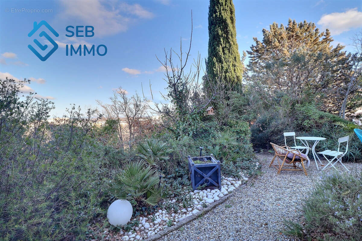 Maison à VILLELONGUE-DELS-MONTS