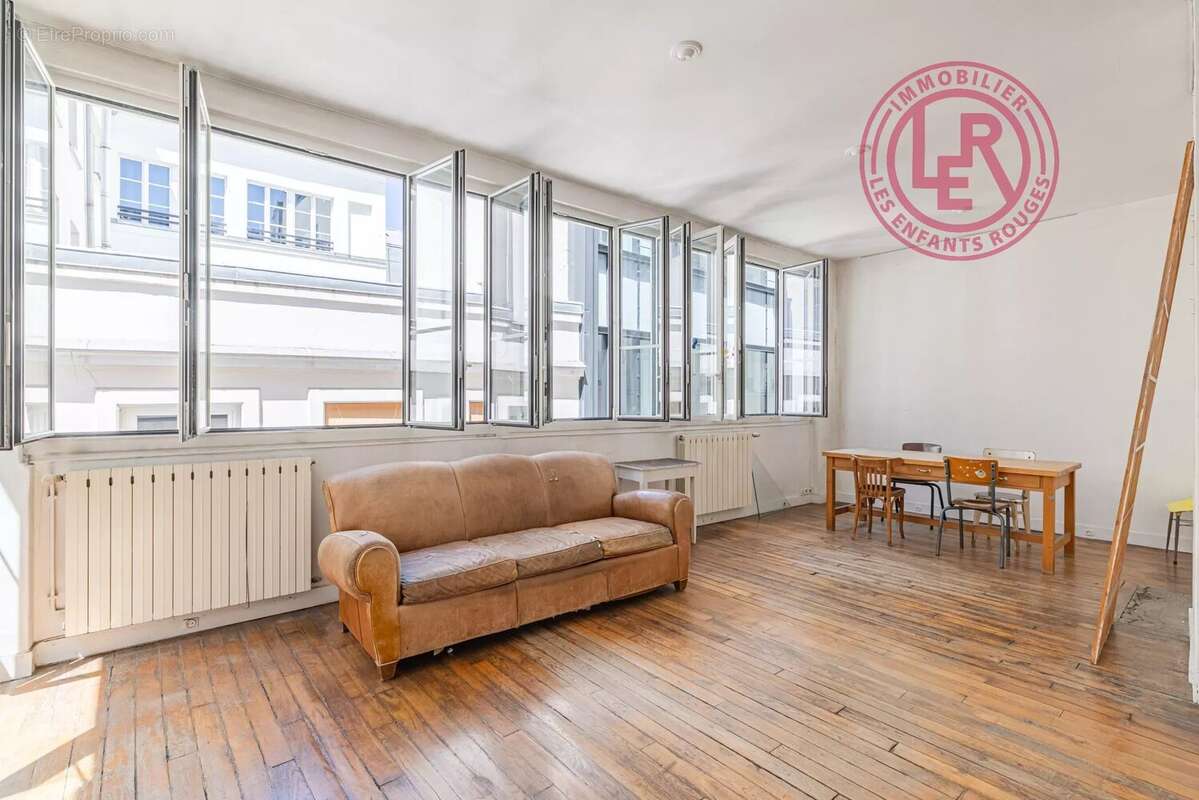 Appartement à PARIS-4E