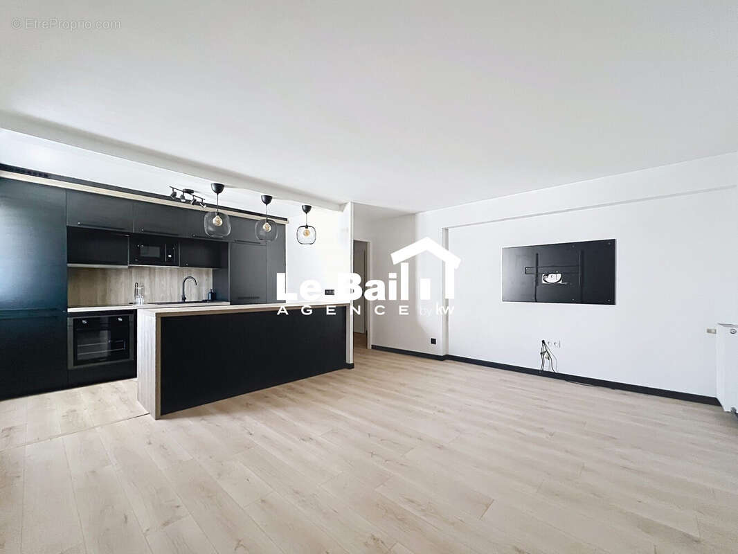 Appartement à SAINT-OUEN-L'AUMONE
